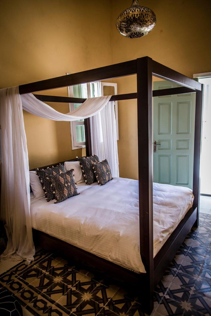 Dar Camelia Bed & Breakfast ไทร์ ภายนอก รูปภาพ